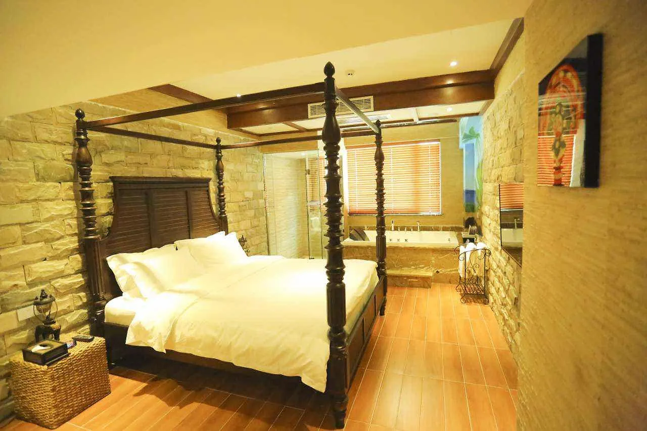 Swan'S Love Theme Hotel Sanya
