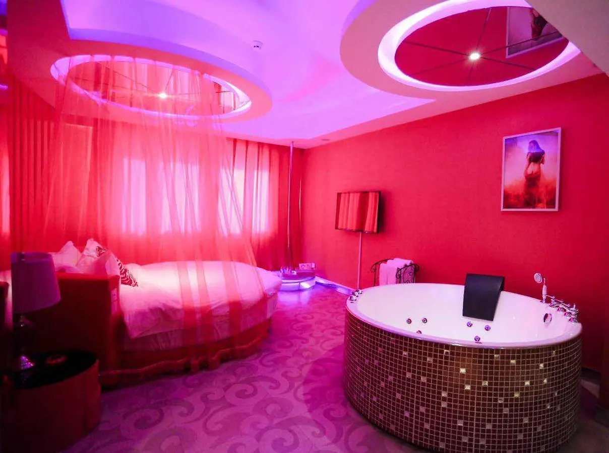 Swan'S Love Theme Hotel 싼야